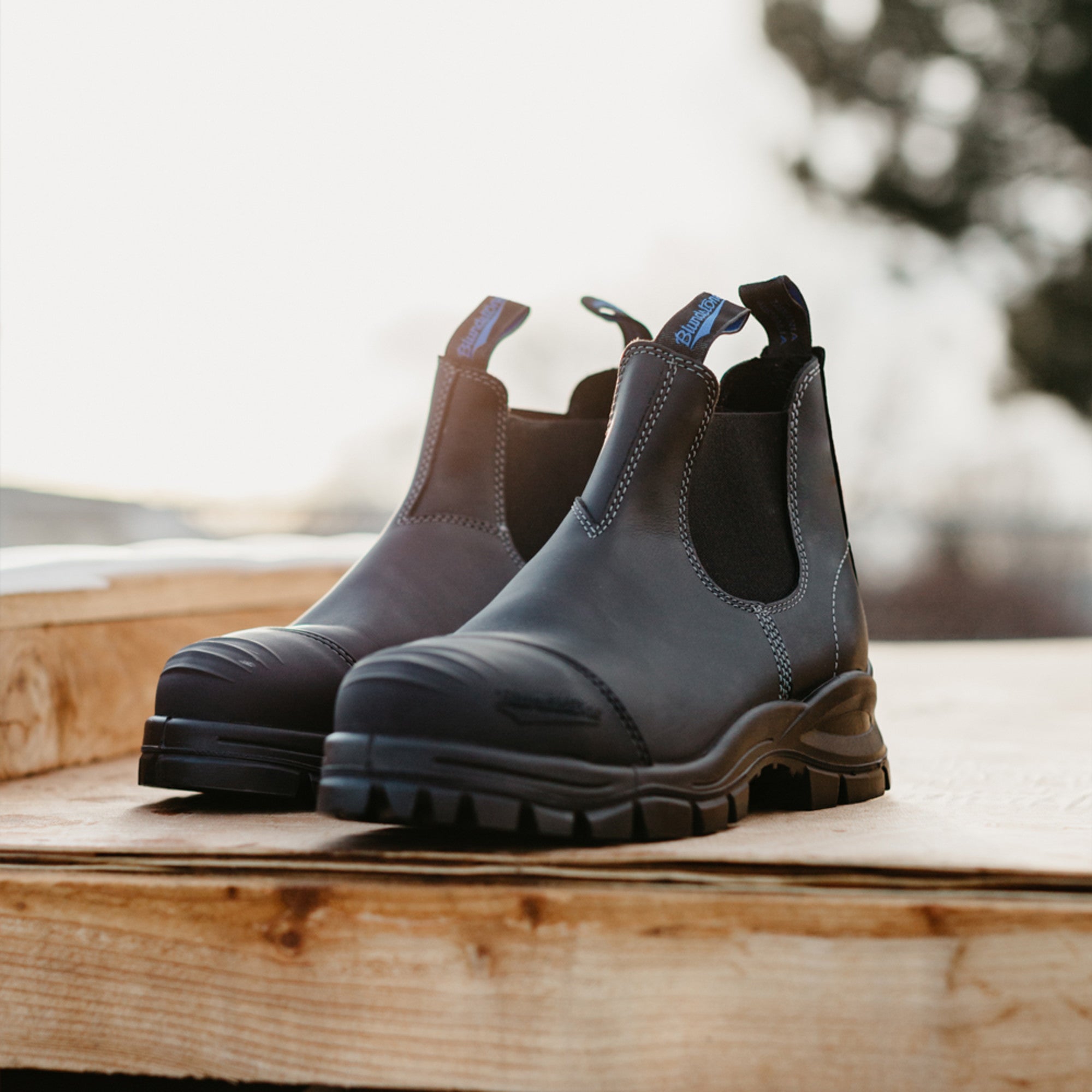 Black Leather Work Boots, Unisex Extreme Series 990 - Blundstone