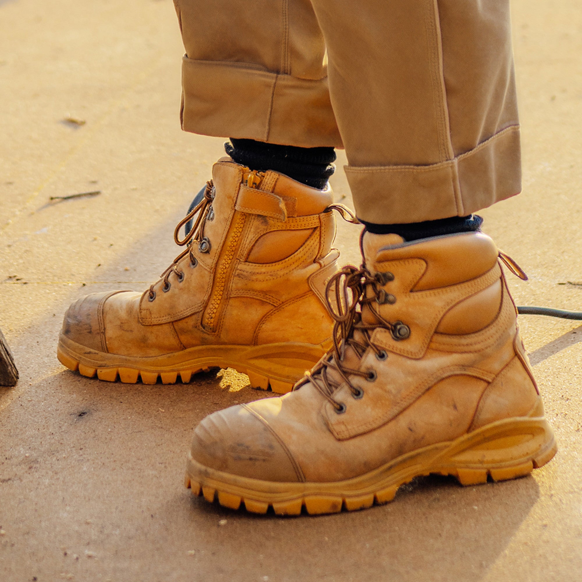 Wheat Nubuck Leather Zip Up Boots, Work Series 992 - Blundstone