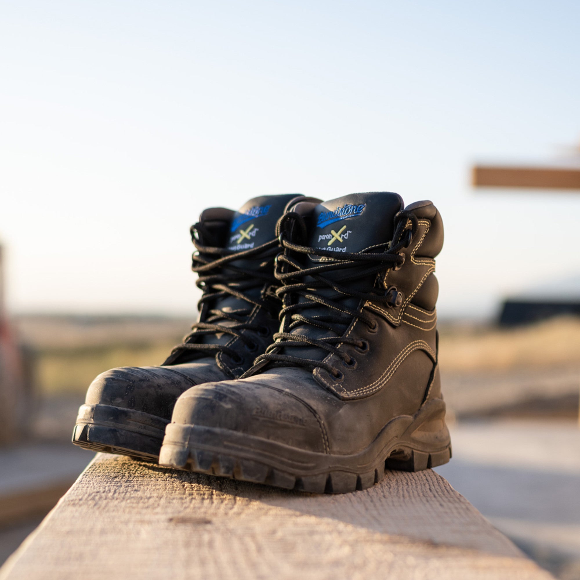 Black Premium Leather Zip Up Boots, Work Series 997 - Blundstone