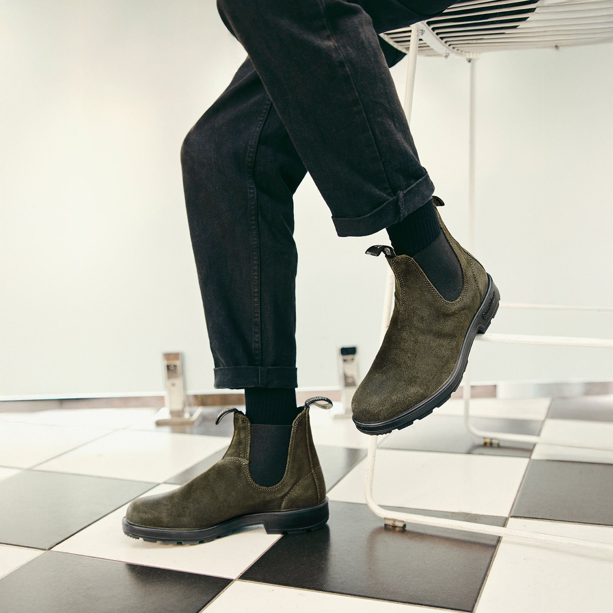 Dark Olive Suede Leather Suede Boots, Men's Originals 1615