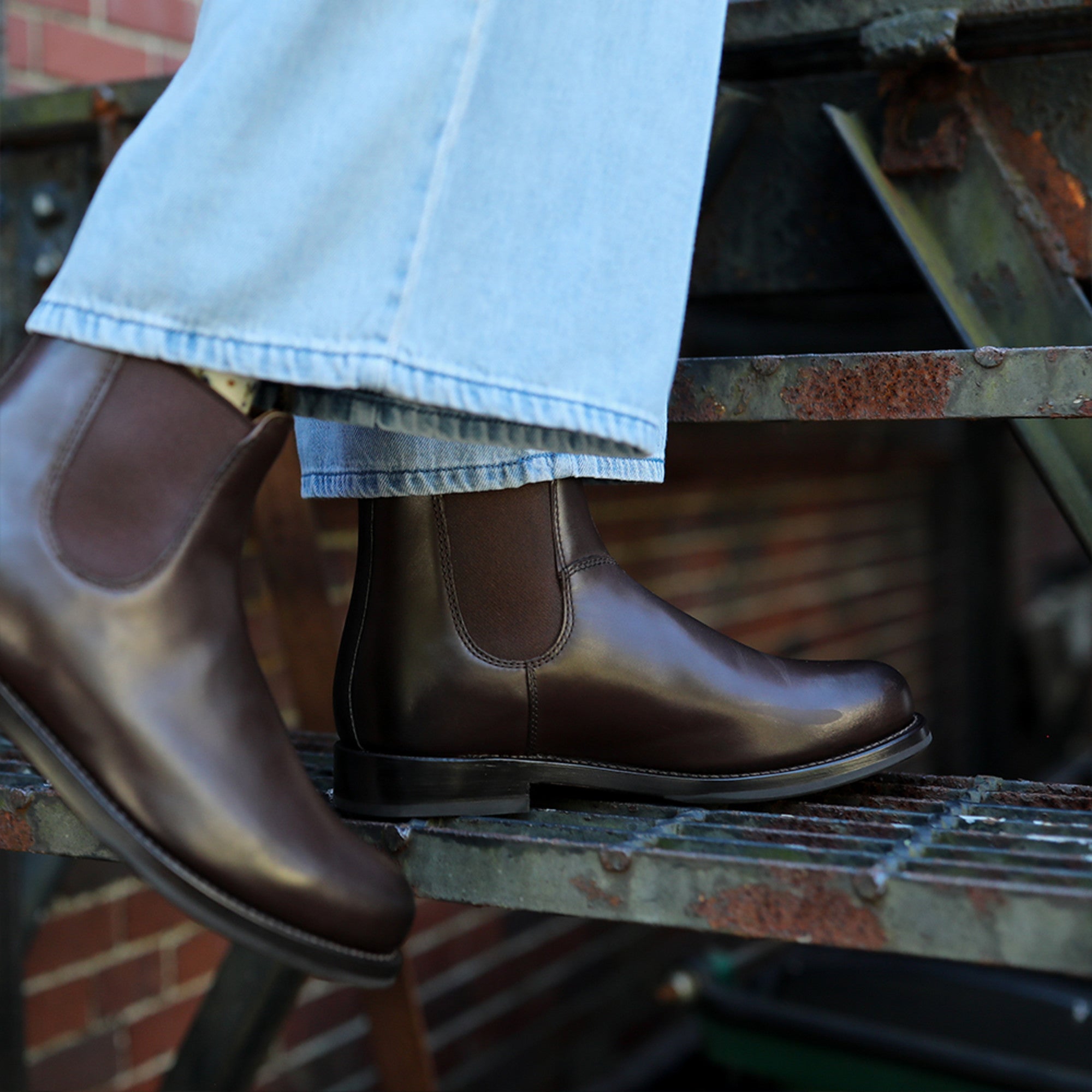 Brown Premium Leather Chelsea Boots, Women's Heritage 157 - Blundstone
