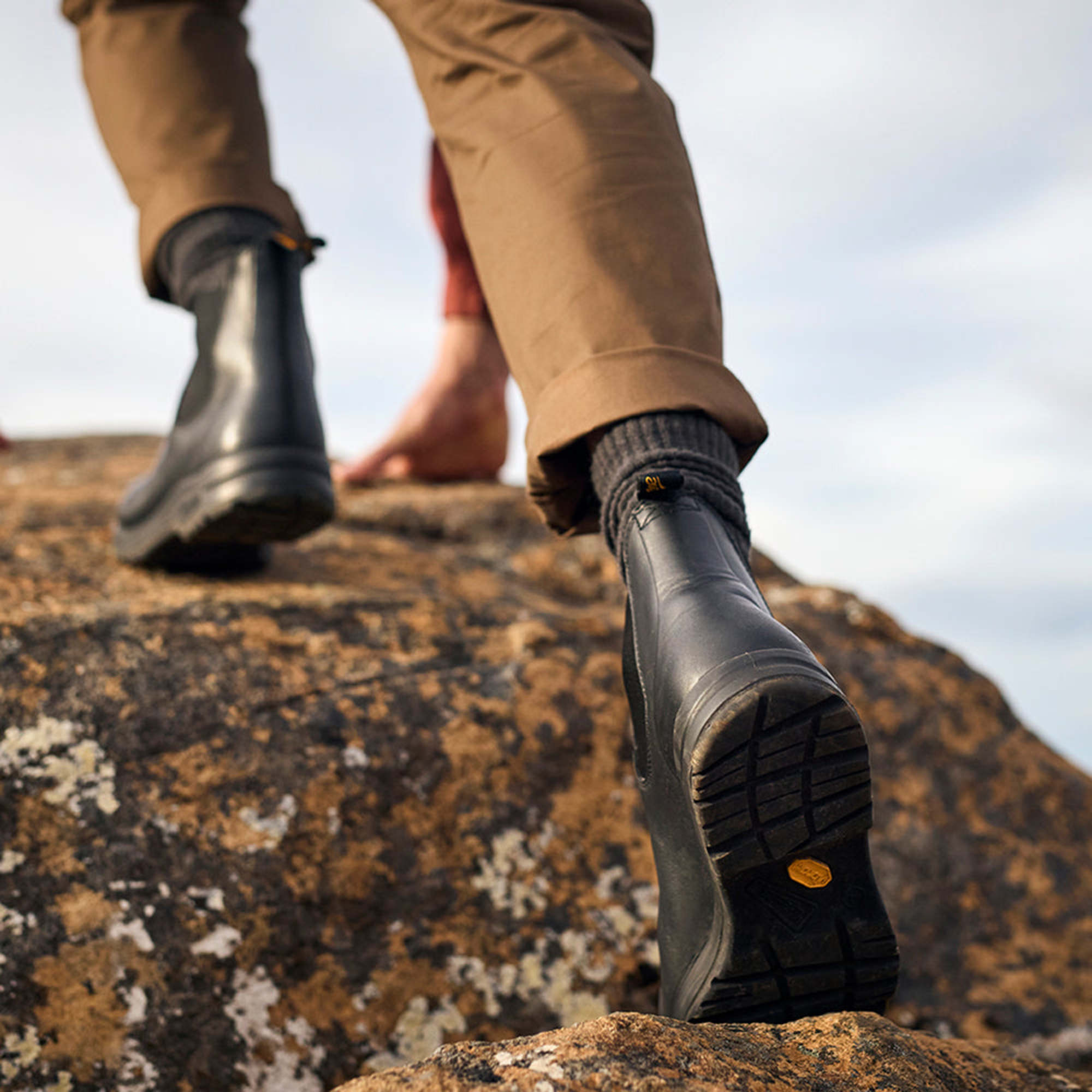 Black Premium Leather Chelsea Boots, Men's All-Terrain 2058