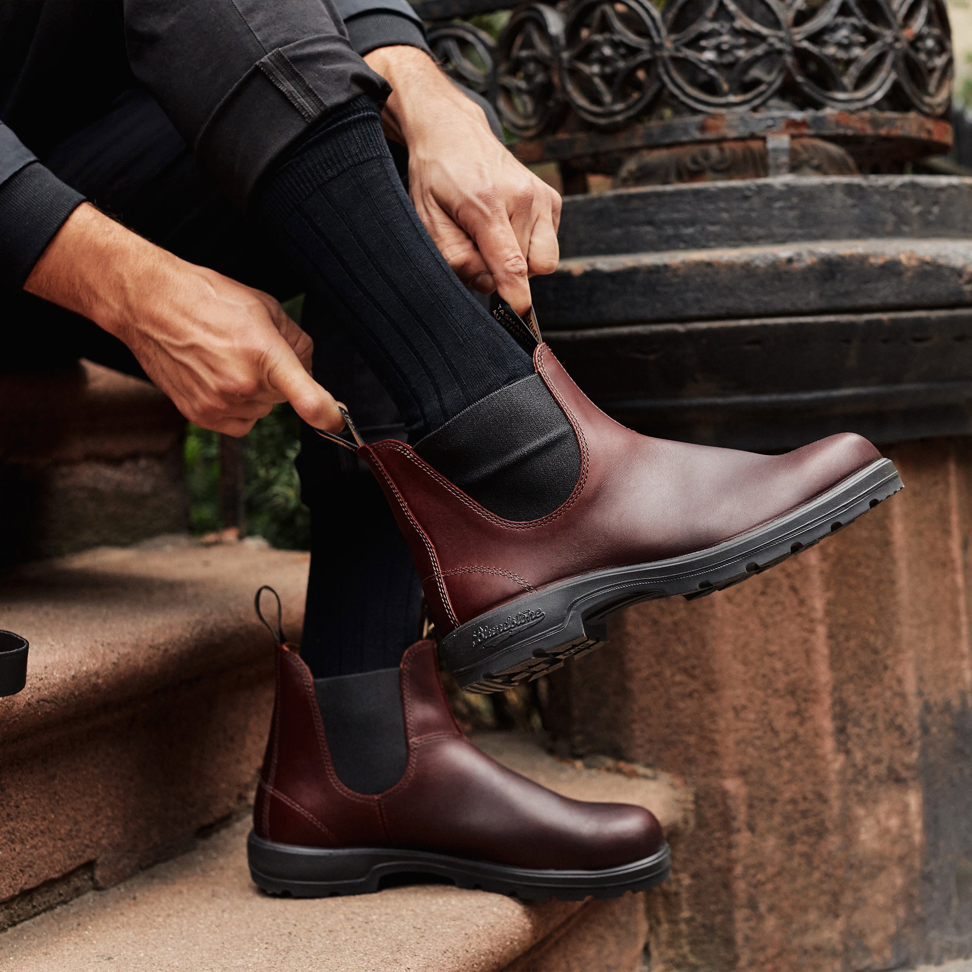 Auburn Premium Leather Chelsea Boots, Men's Classics 2130 - Blundstone