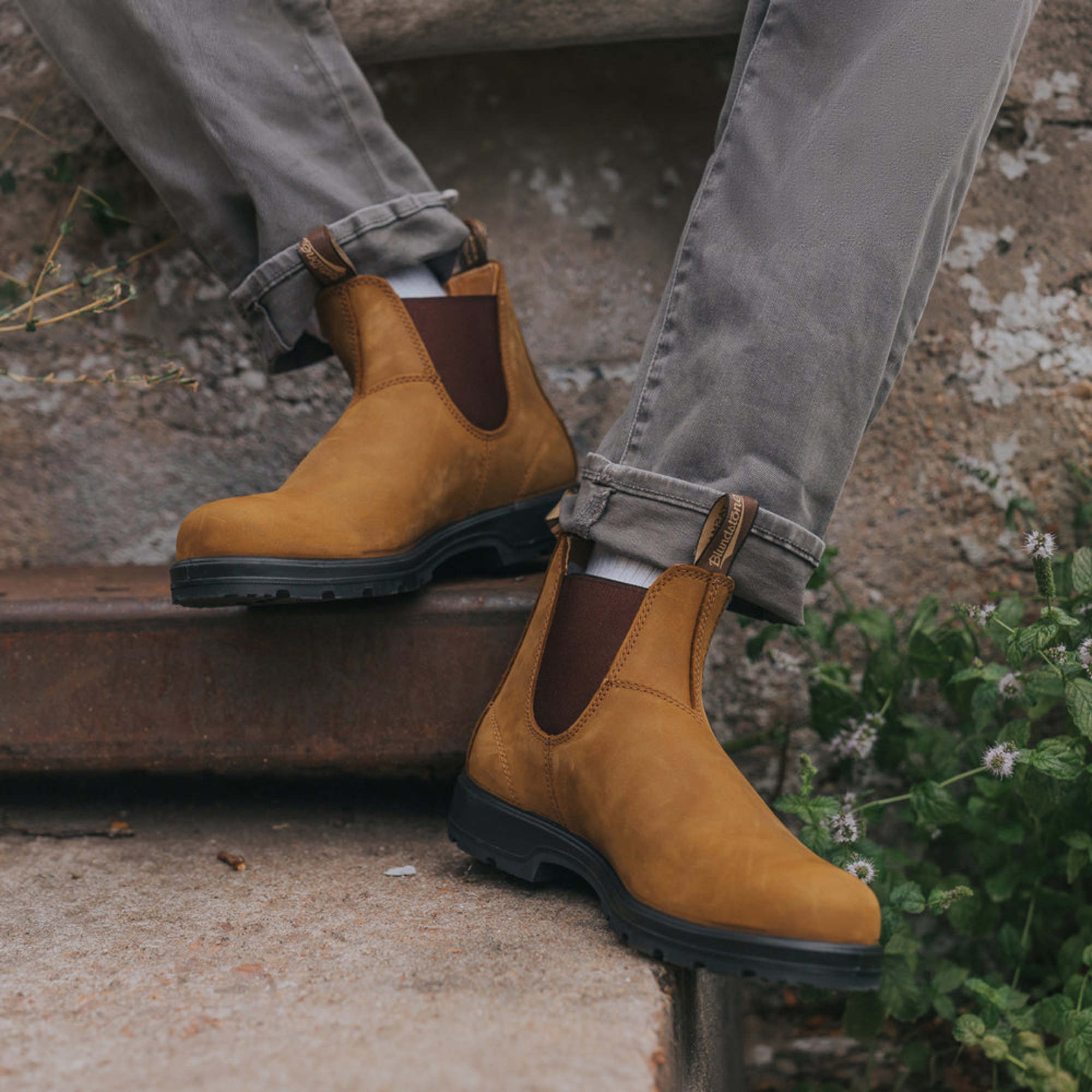 Saddle Brown Premium Leather Chelsea Boots, Men's Classics 562
