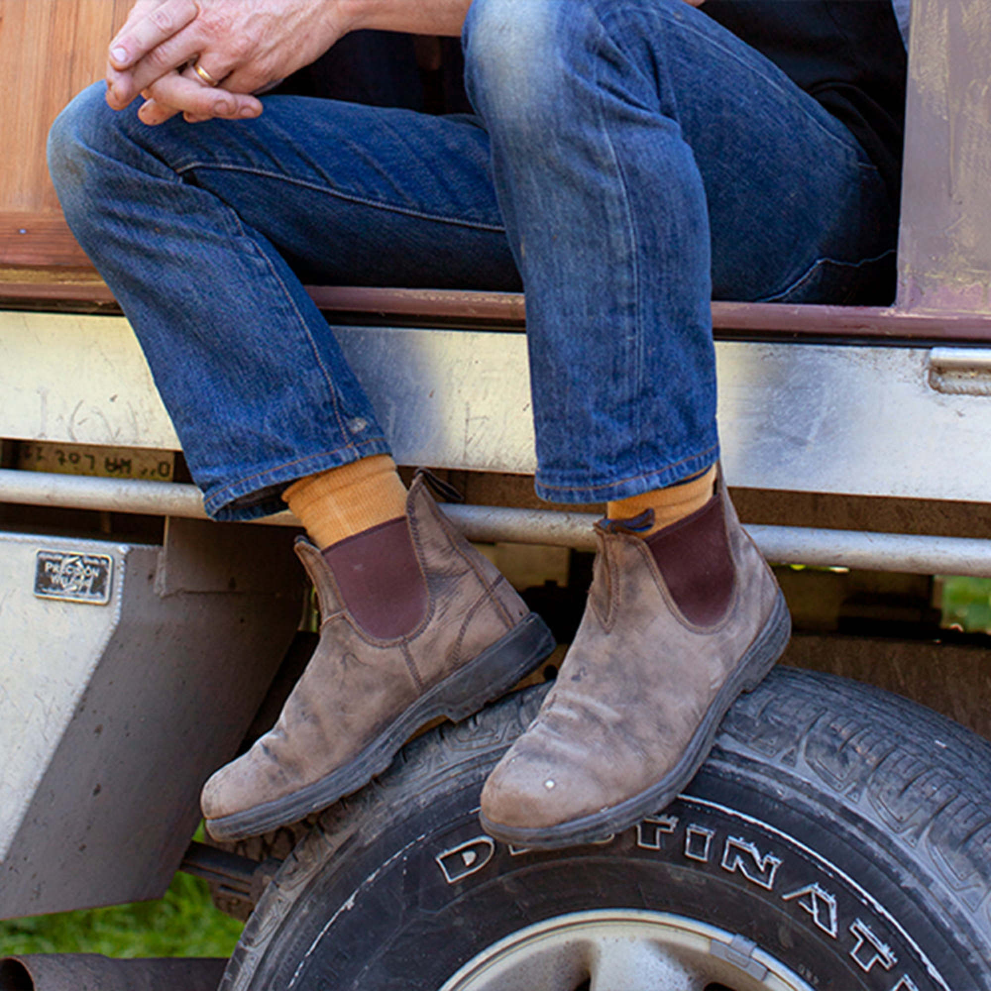 Rustic Brown Premium Waterproof Leather Chelsea Boots, Men's
