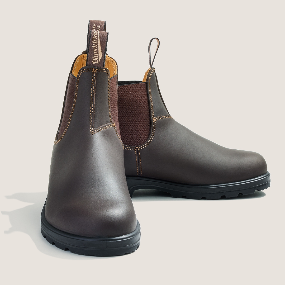 Blundstone walnut brown 550 top